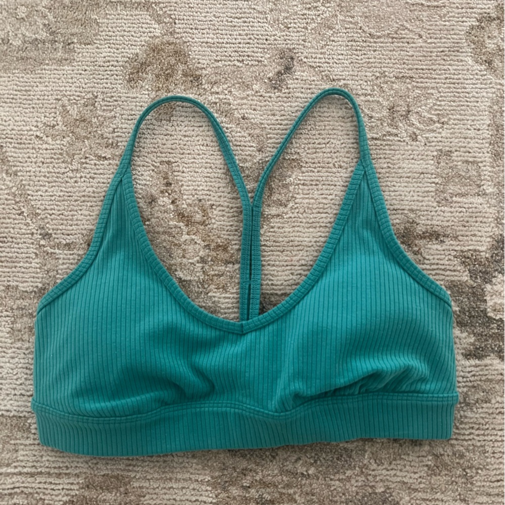 Alo sports bra